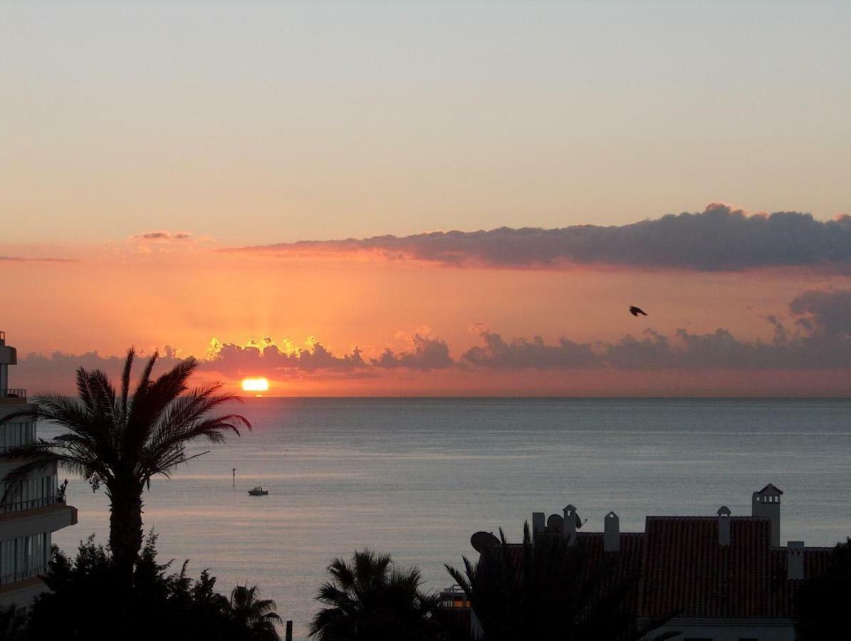 Precioso Apartamento Frente Al Mar Benalmádena Exteriör bild